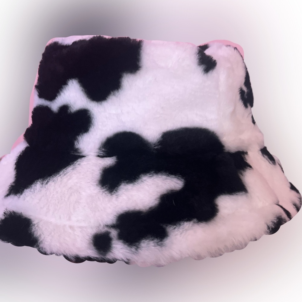Women's Milk Cow Print Faux Fur Bucket Hat Fluffy